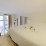 Thebluestay 357 - Apt Near Eiffel Tower - Ac * باريس